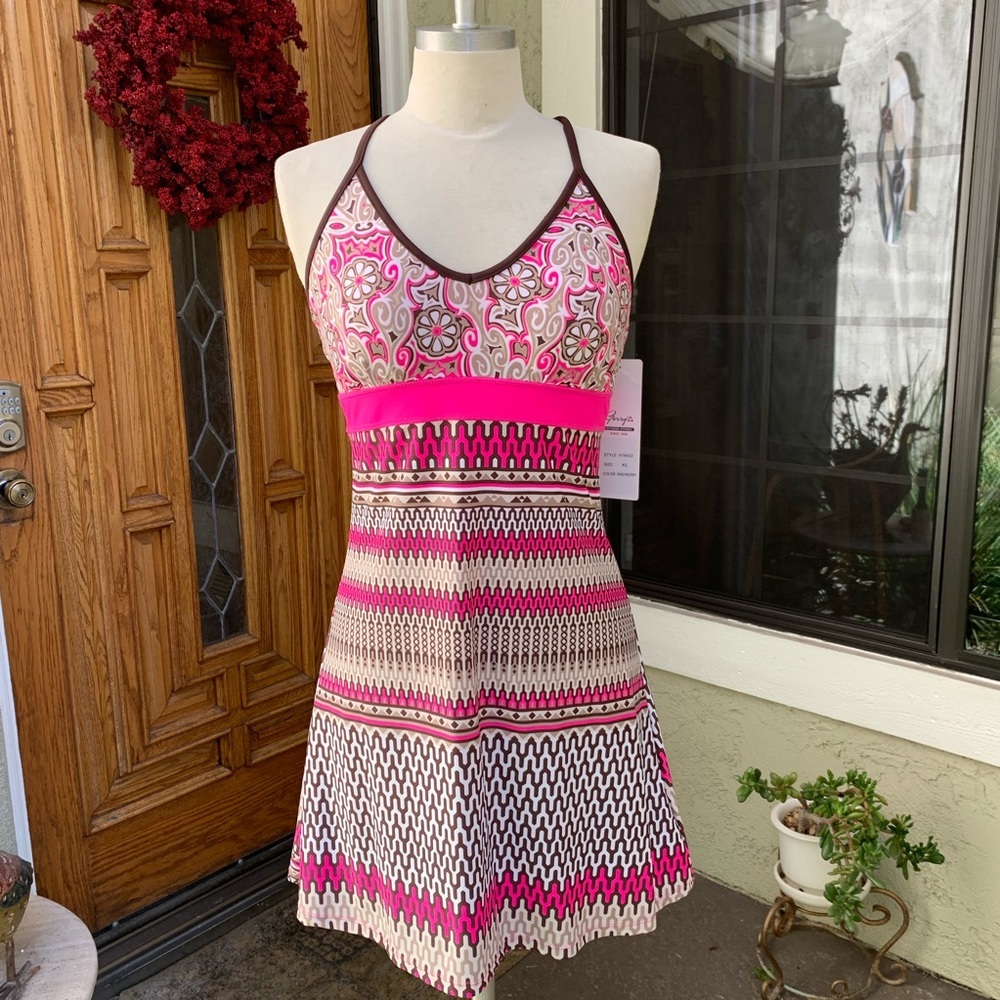 GERRY Outdoor Dress. Raspberry. Size XS. NWT